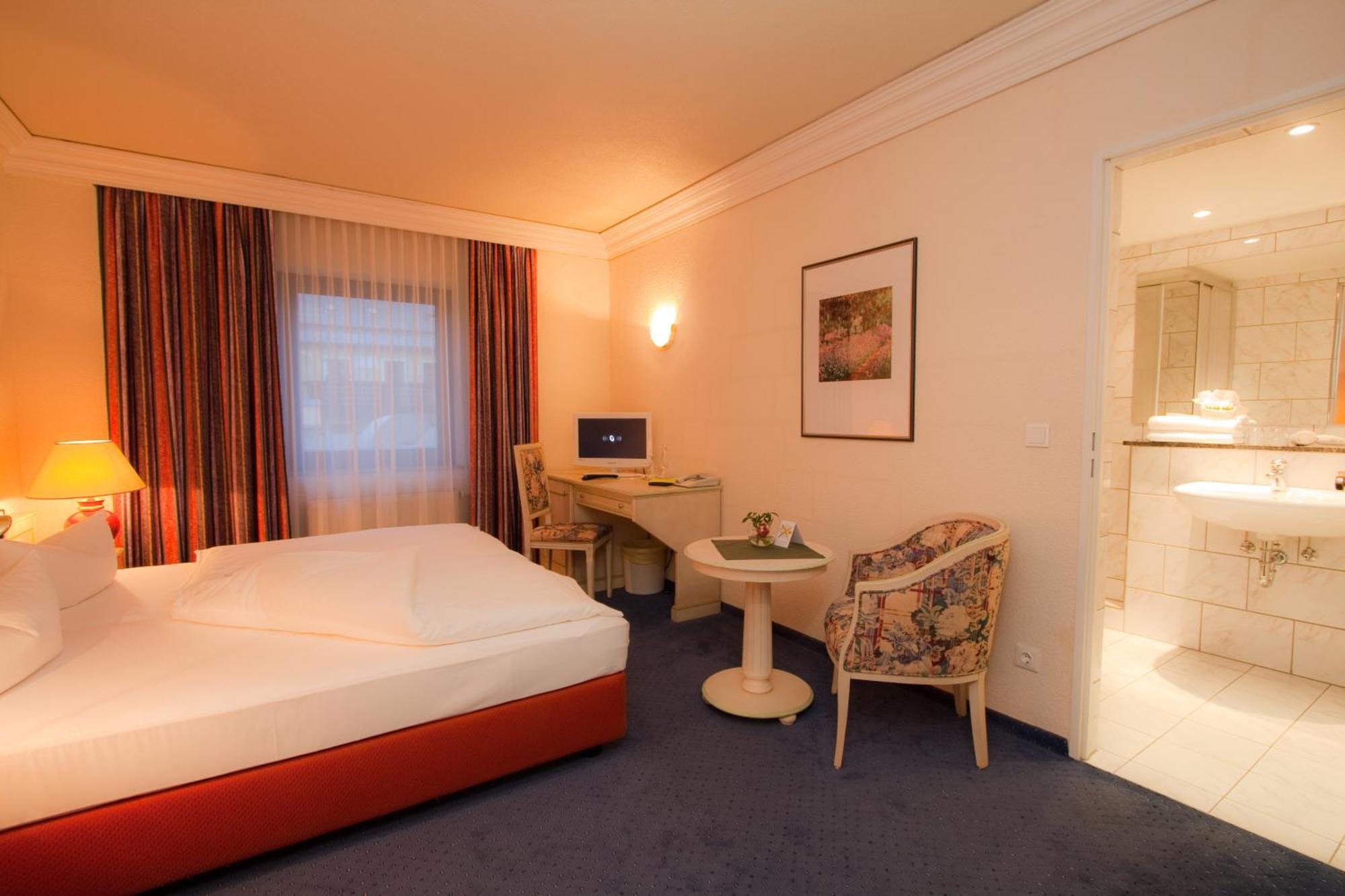 Hotel Weisses Ross Marienberg Esterno foto