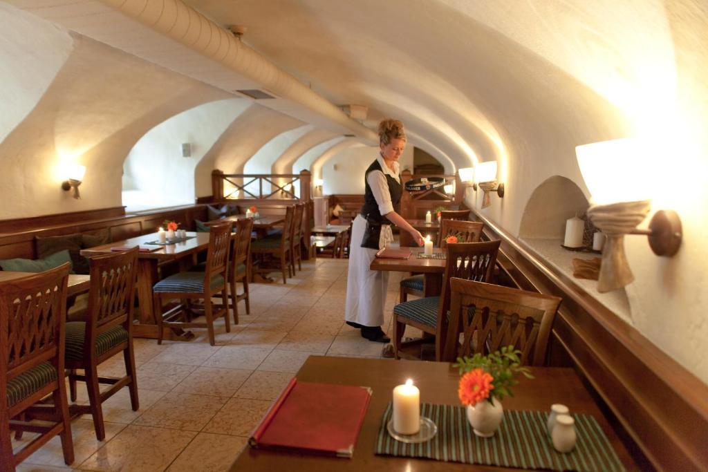 Hotel Weisses Ross Marienberg Esterno foto